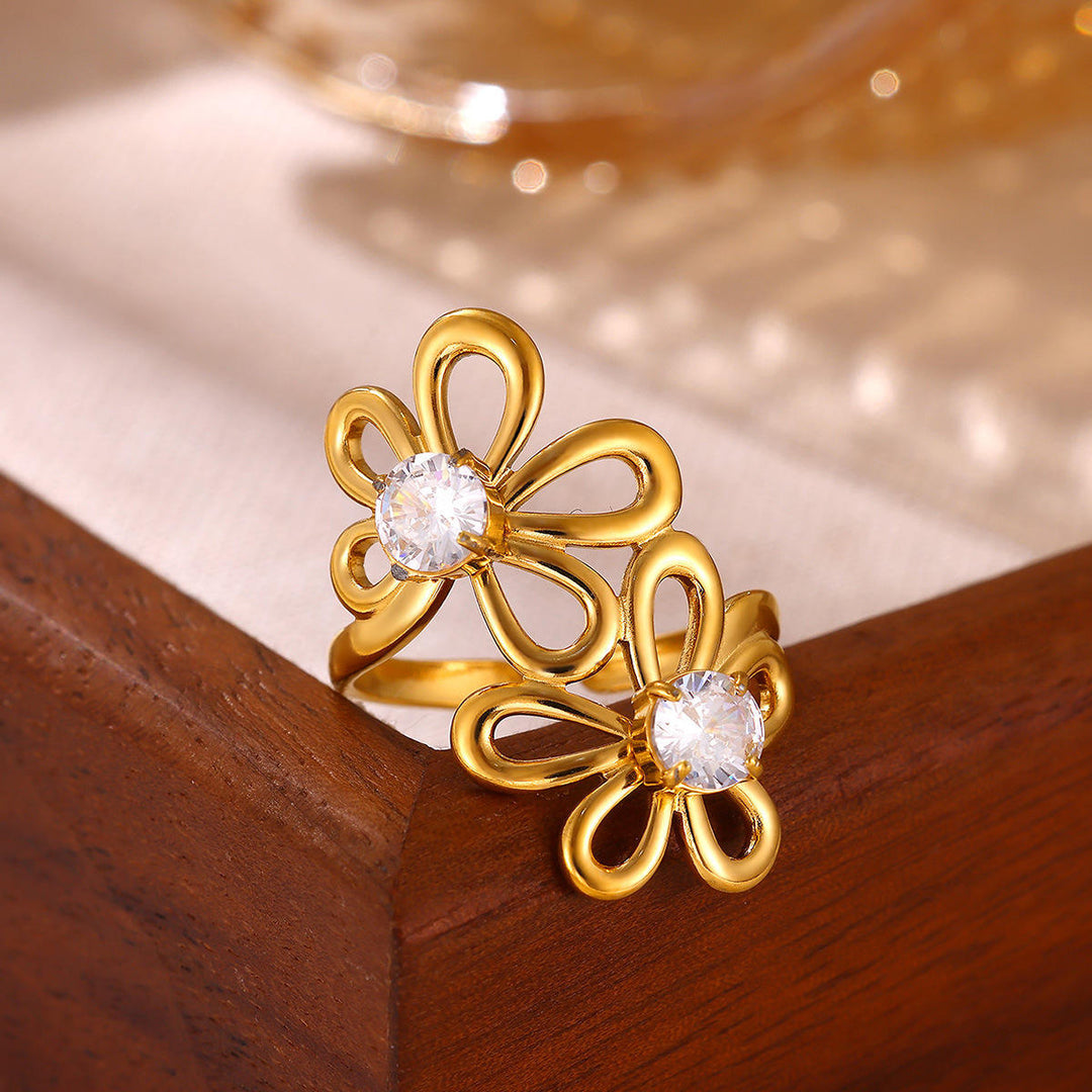 Blooming Besties Crystal Flower Ring
