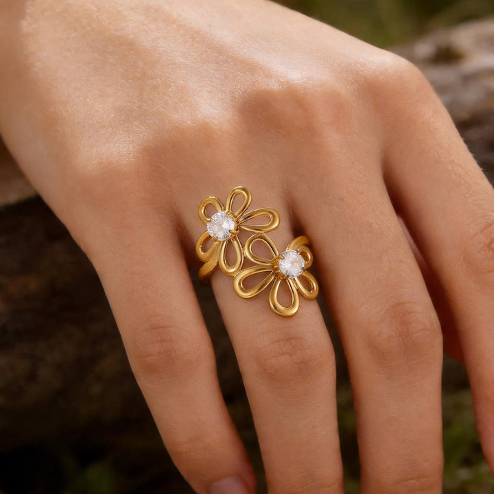 Blooming Besties Crystal Flower Ring