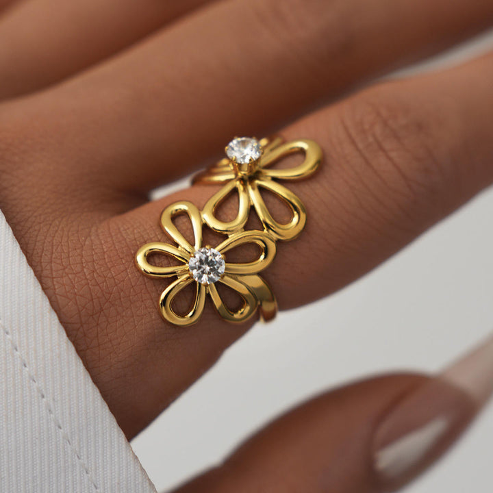 Blooming Besties Crystal Flower Ring