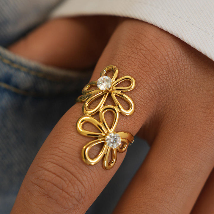 Blooming Besties Crystal Flower Ring