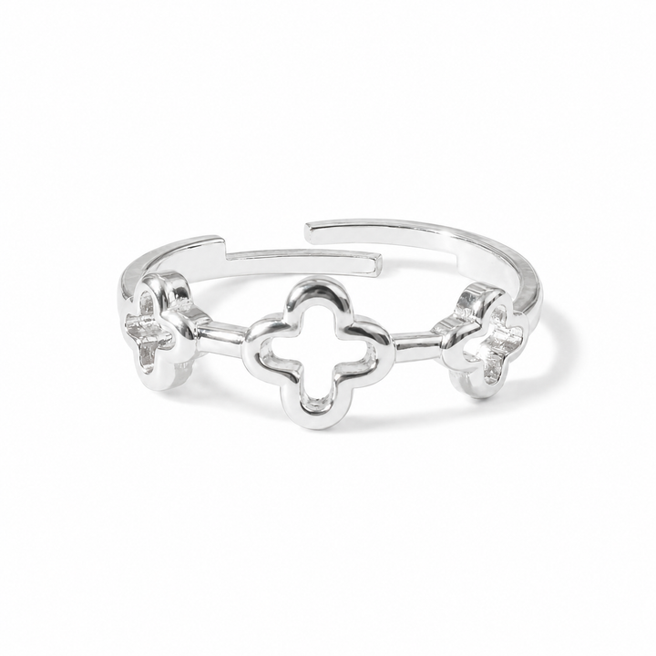 Mini Clover Silver Ring