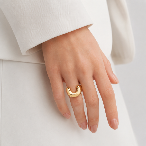 Moonbend Golden ring