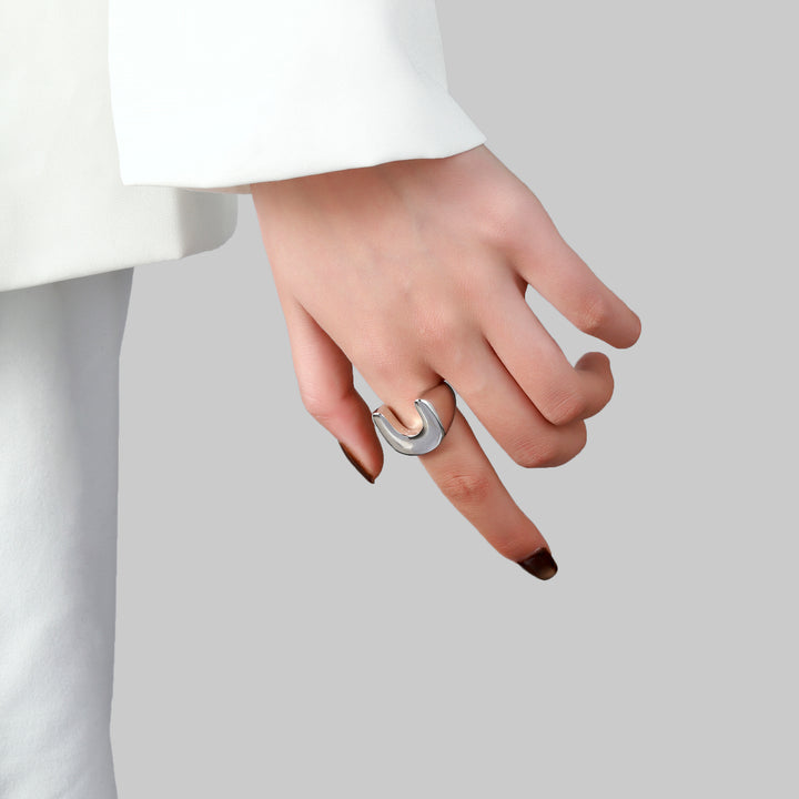 Moonbend Silver ring