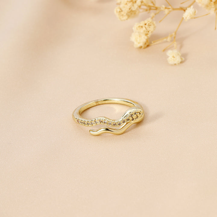 CobraLux stone Ring