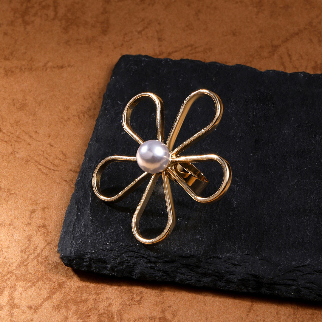 Golden Bloom Pearl Ring