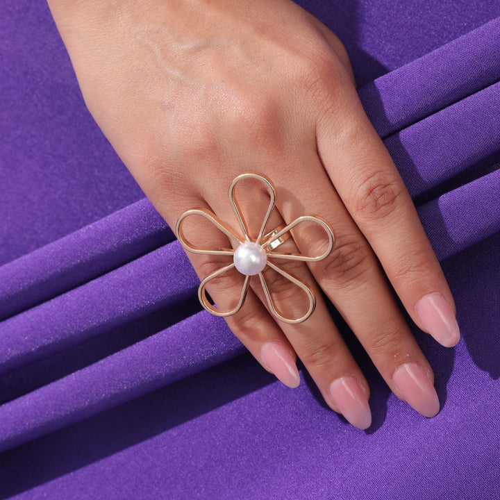 Golden Bloom Pearl Ring - Salty Accessories