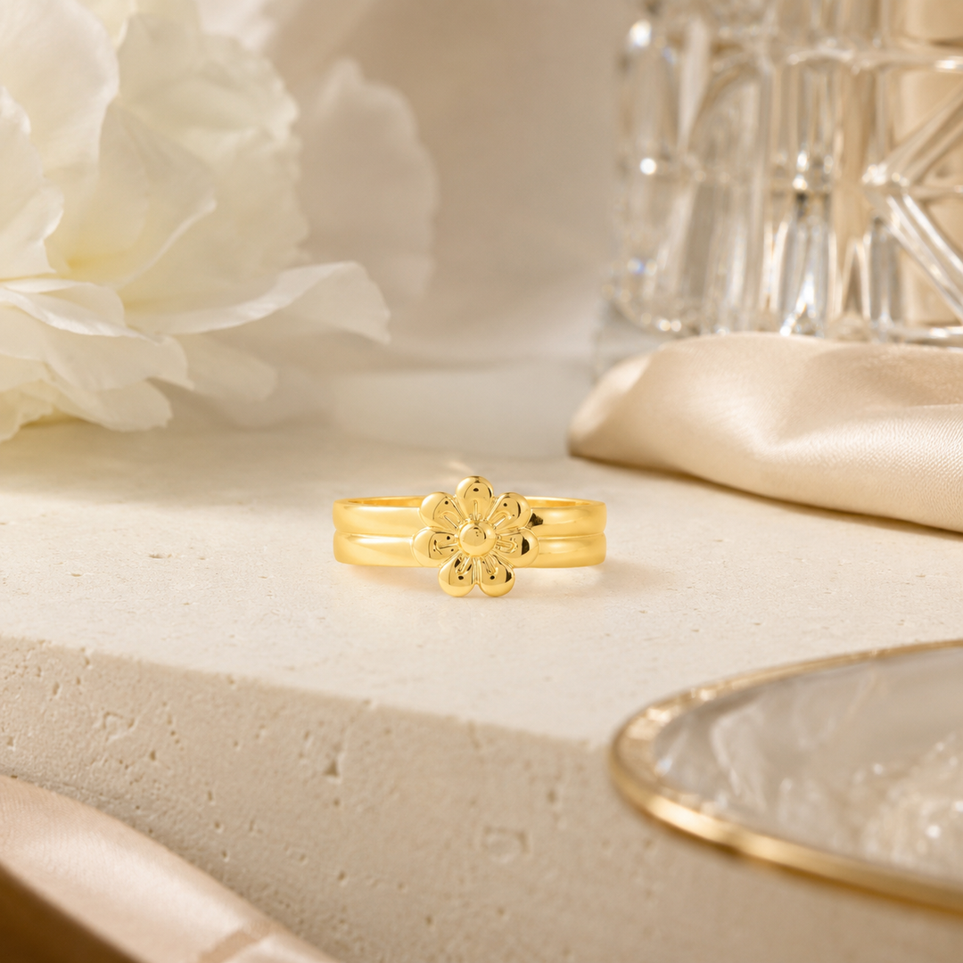 Golden Daisy Ring