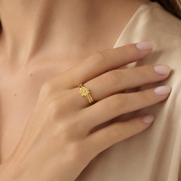 Golden Daisy Ring