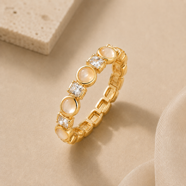 Golden Halo Crystal Ring