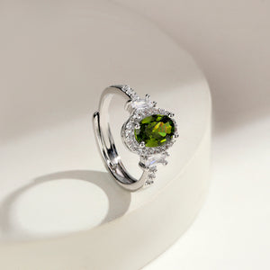 Elara Oval Halo Ring - Green