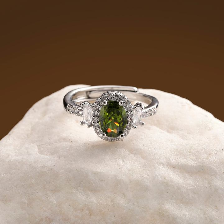 Elara Oval Halo Ring - Green