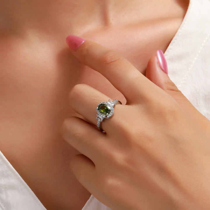 Elara Oval Halo Ring - Green