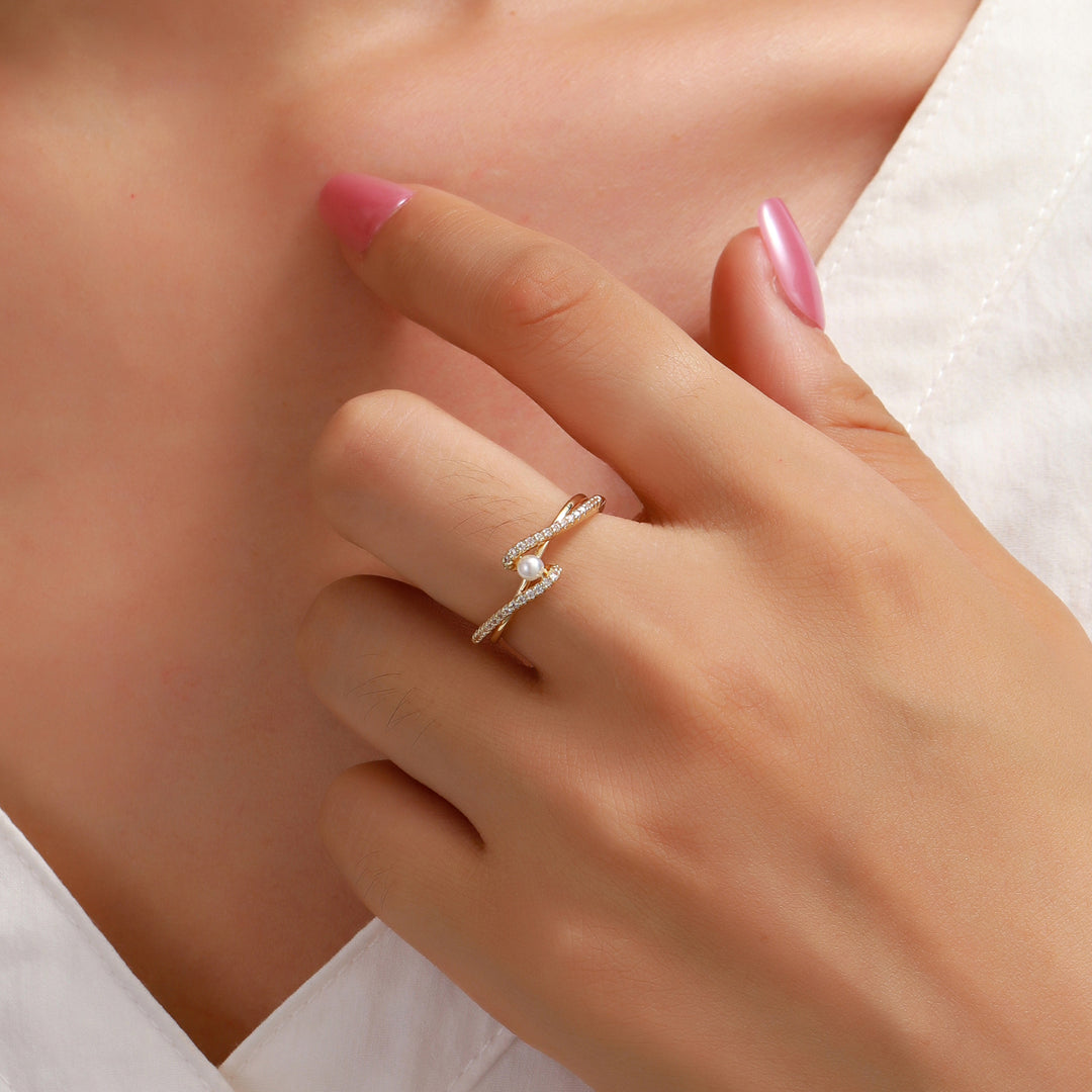 Pearl Twist Halo Ring