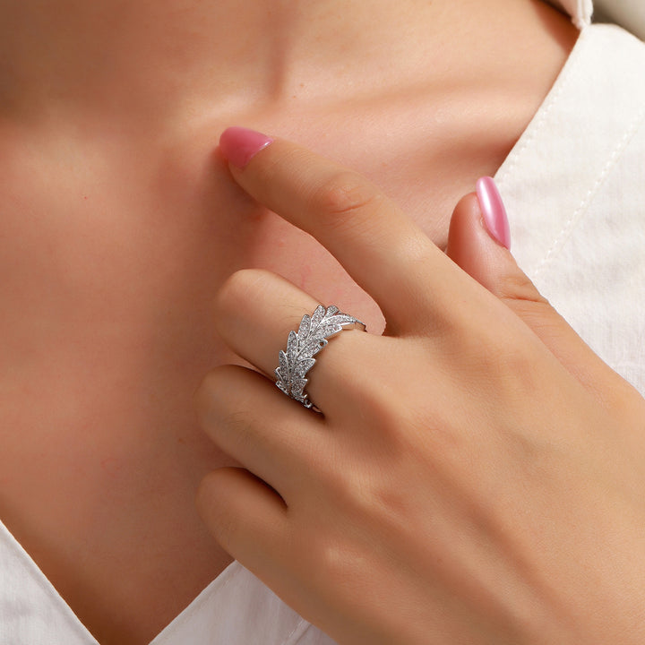 Zelvara Leafcrest Ring