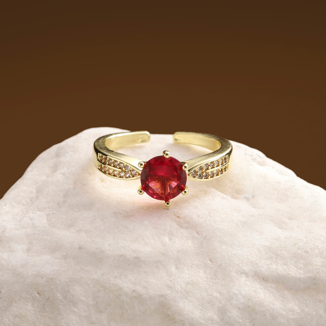Roselle Gleam Solitaire Ring