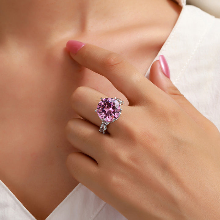 Rosé Radiance Solitaire Ring