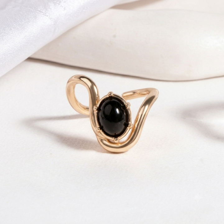 Bold Black oval Stone Wave Ring