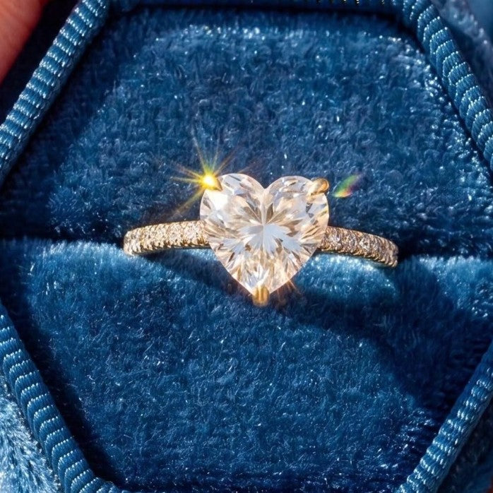 Heart Sparkling Stone Ring