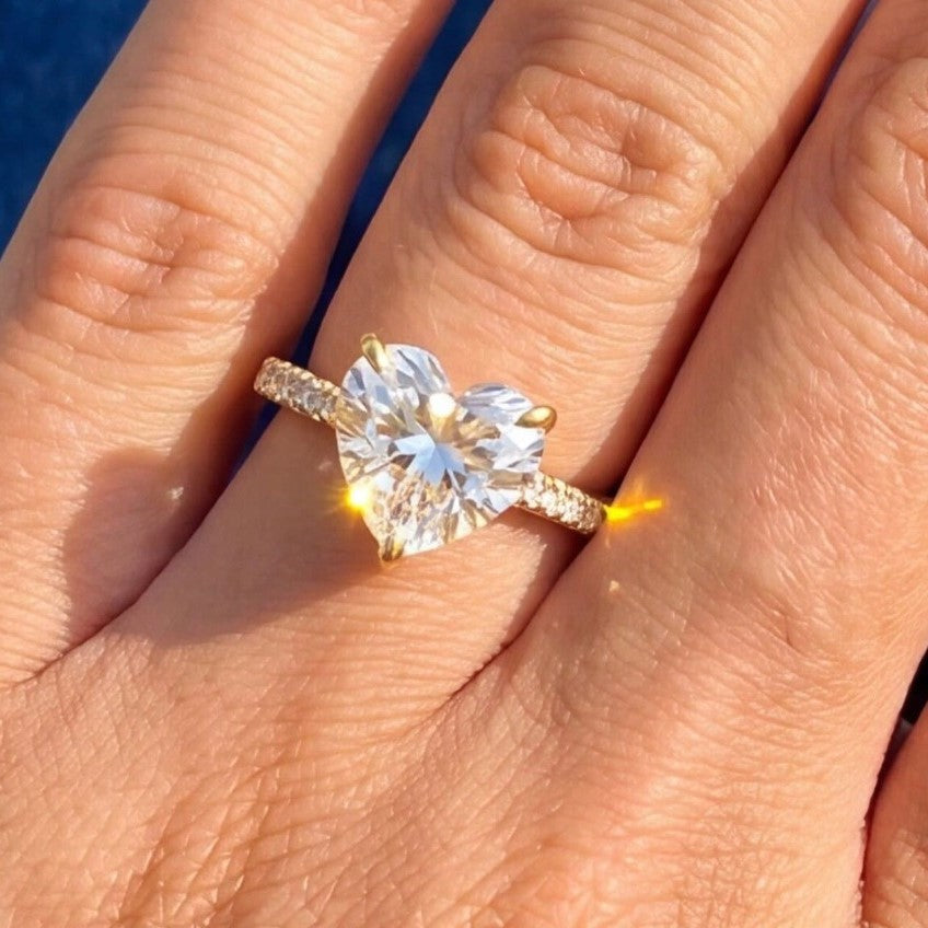 Heart Sparkling Stone Ring