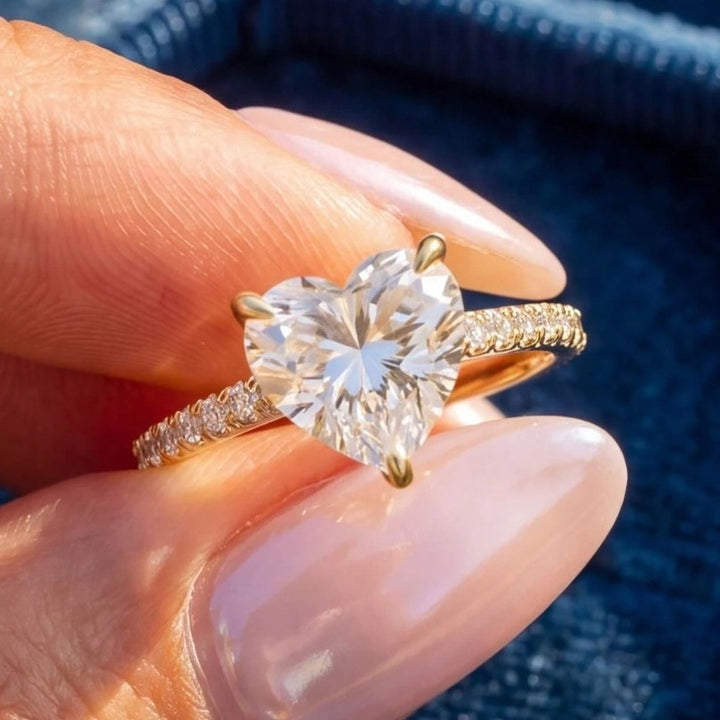Heart Sparkling Stone Ring