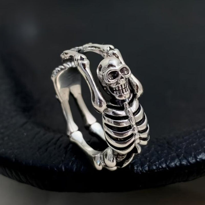 Death Grip Skull Wrap Ring