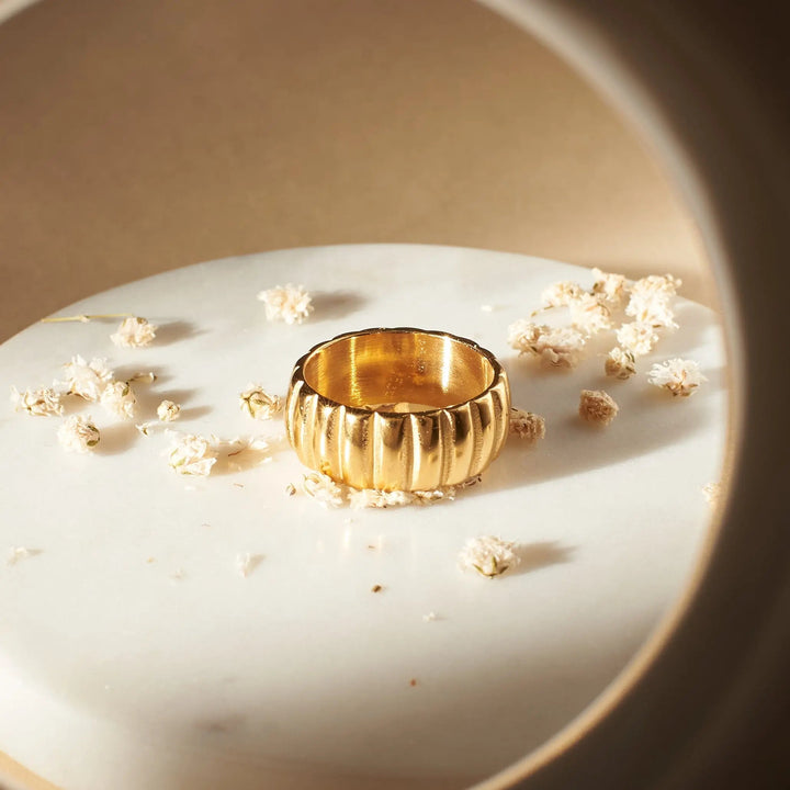 Radiant Ruler Ring | Salty