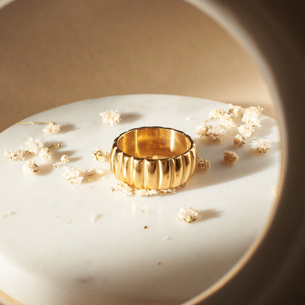 Radiant Ruler Ring