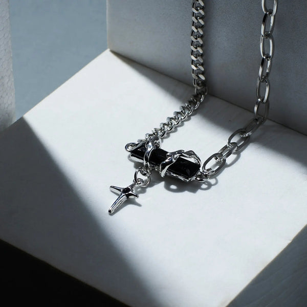 Raw Edge Black Chain