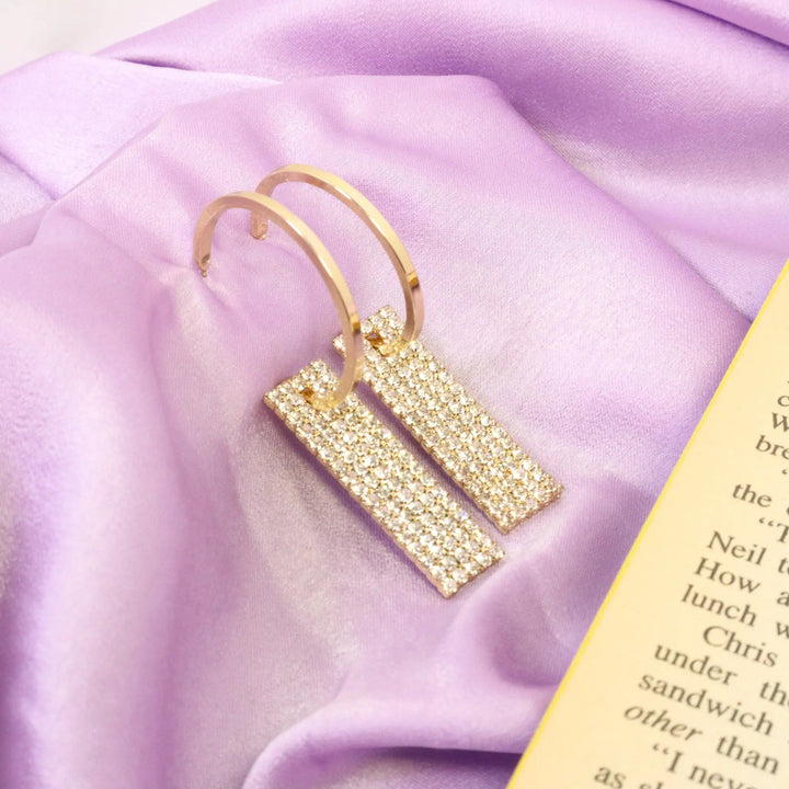 Redcarpet Glam Earrings - Salty Accessories