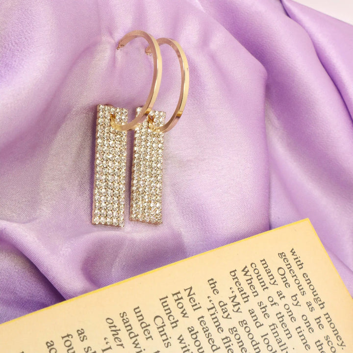 Redcarpet Glam Earrings - Salty Accessories