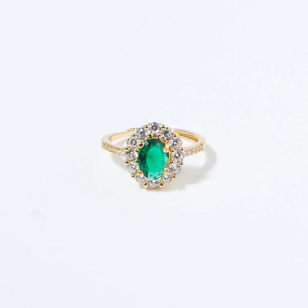 Regal Green Diamond Ring | Salty