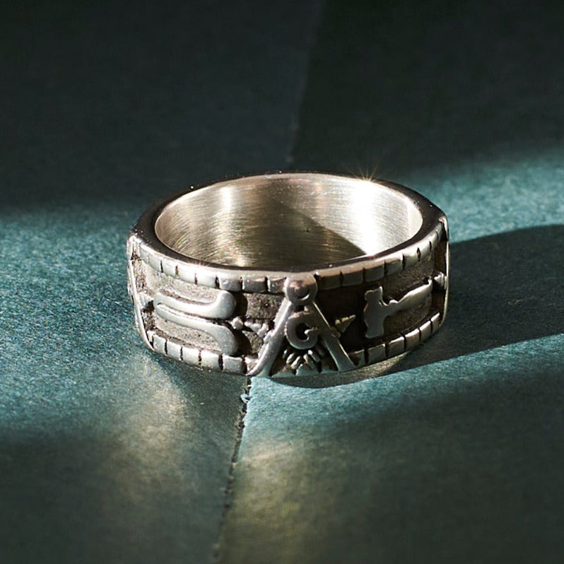 Renaissance Royalty Men's Ring | Salty