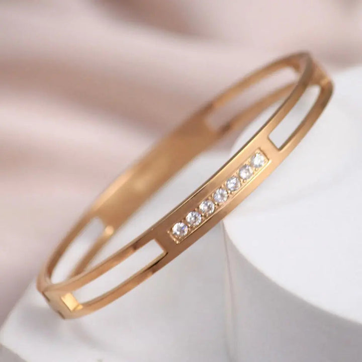 Retro Gold Bangle - Salty Accessories