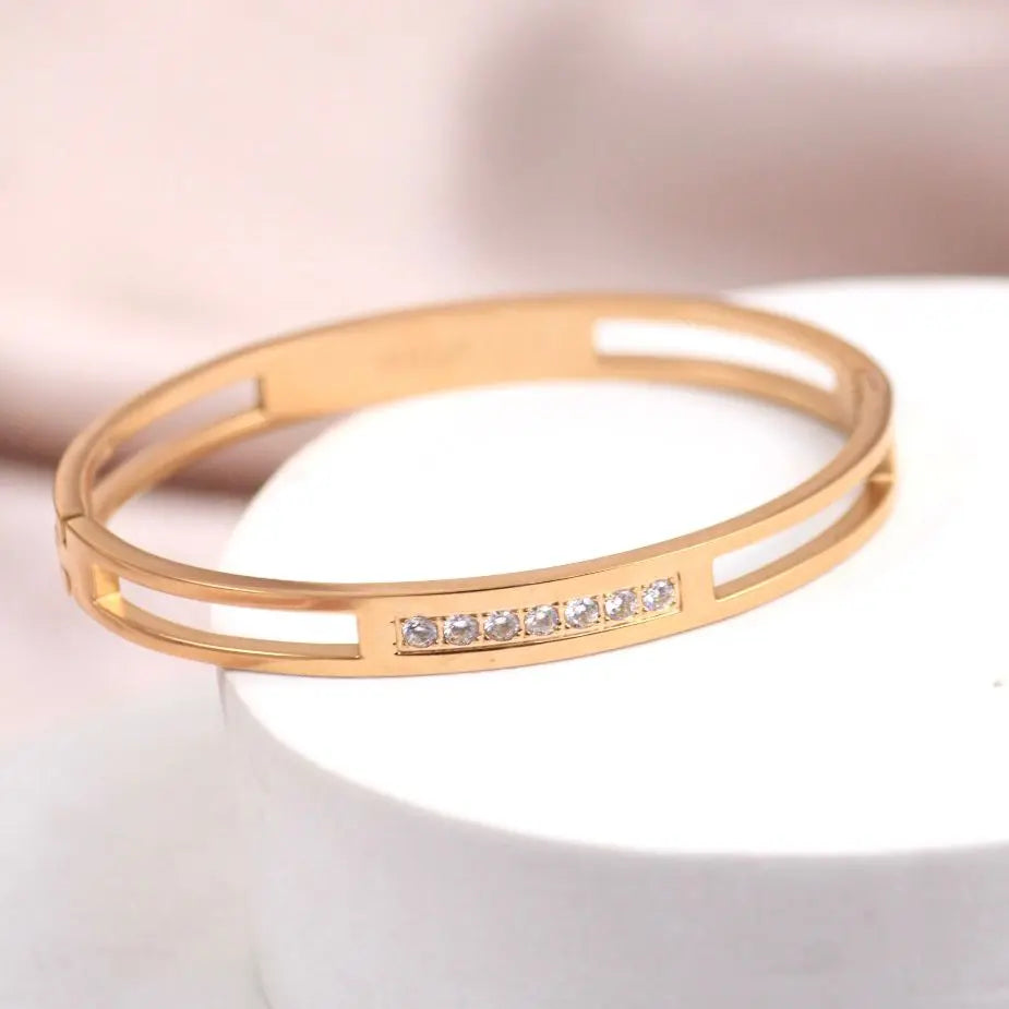 Retro Gold Bangle - Salty Accessories