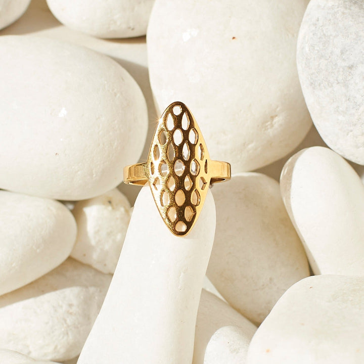 Retro Sweetheart Ring