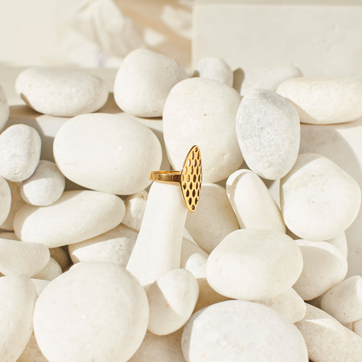 Retro Sweetheart Ring