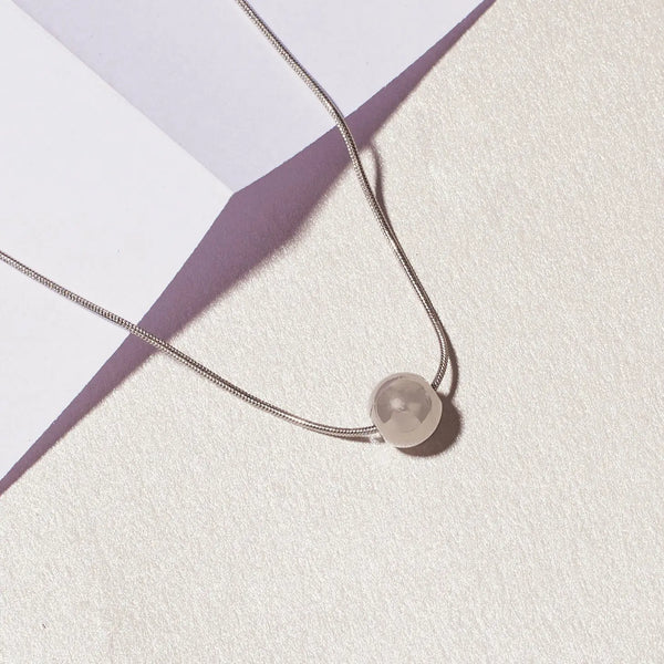 Minimal Ball Necklace