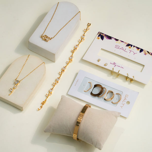 Main Character Jewelry Gift Box