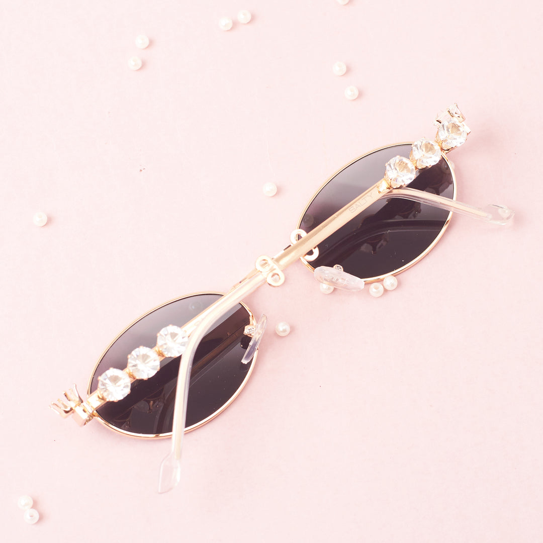 Shady Secrets Bracelet and Sunglasses Commbo