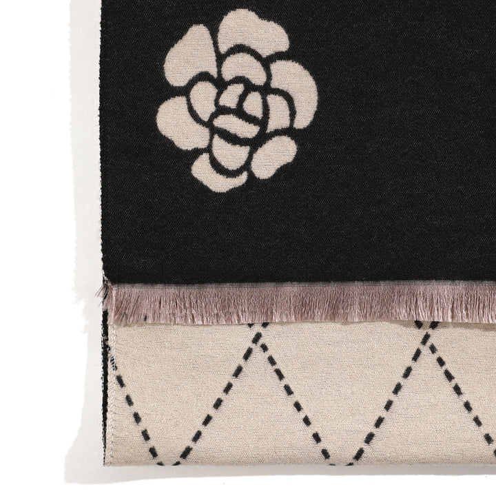 Château Check Luxe Scarf - White