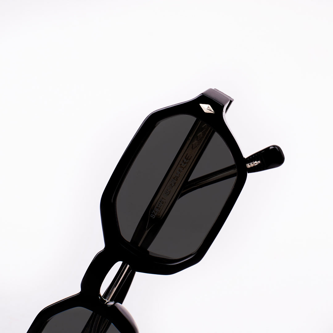 Vera Volt Sunglasses