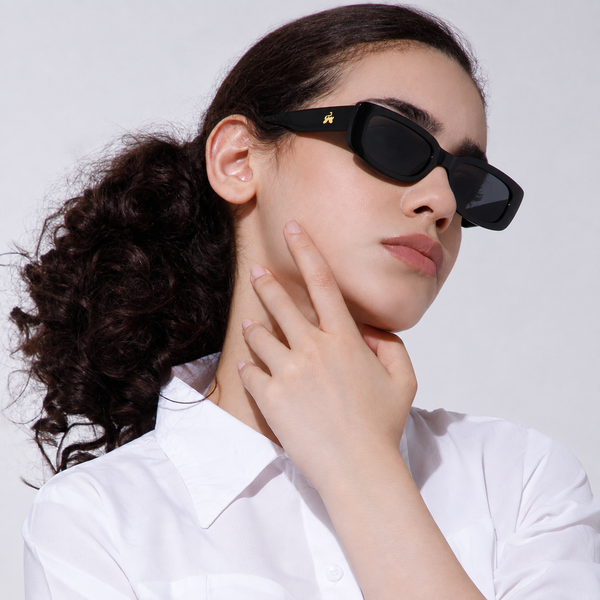 Kylie Jenner Inspired Rectangular Black Shades
