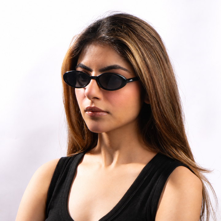 Obscura Oval Classic Shades - Black
