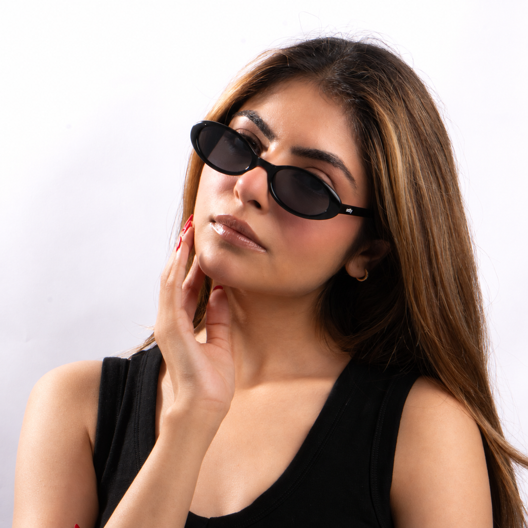 Obscura Oval Classic Shades - Black