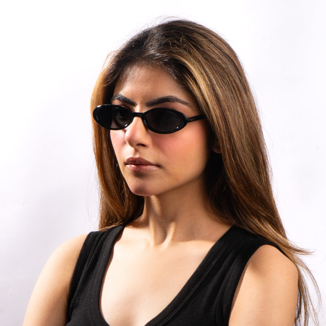 Obscura Oval Classic Shades - Black