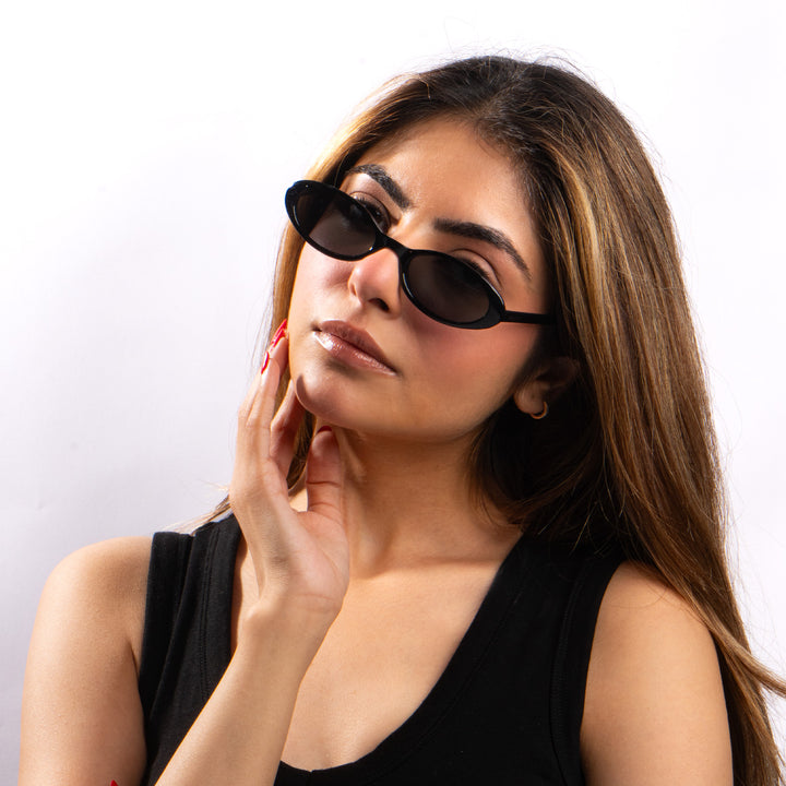 Obscura Oval Classic Shades - Black
