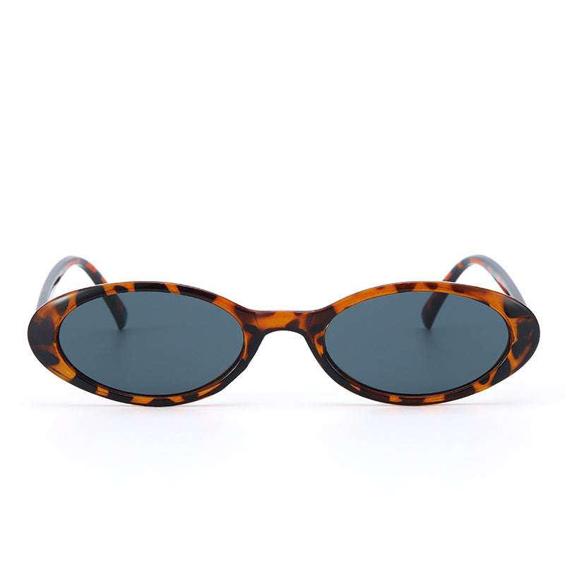 Obscura Oval Classic Shades - Demi | Salty