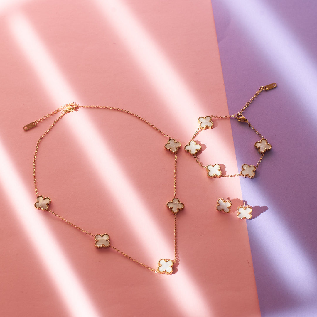 White Dove Clover Affair Jewellery Set
