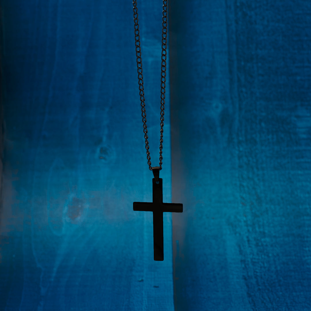 Christ'S Crucifix Black Chain | Salty