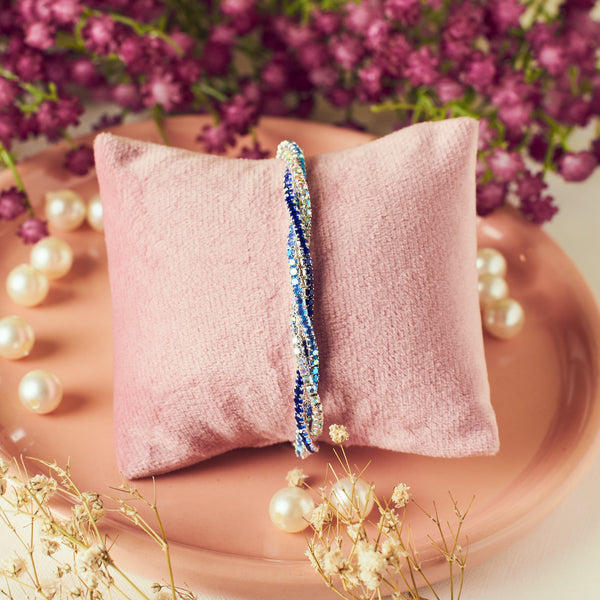 Helix Stretchable Band